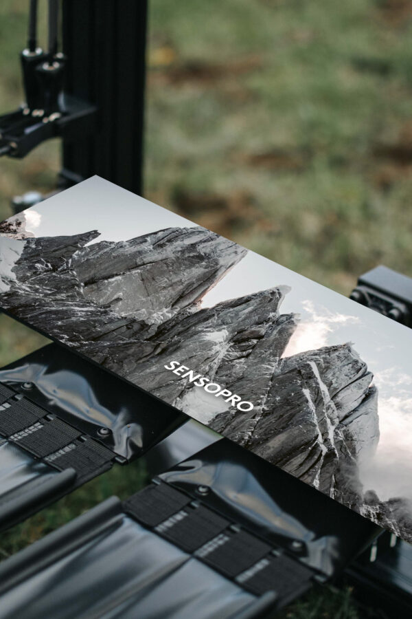 Luna Platte Dani Arnold Mockup 2